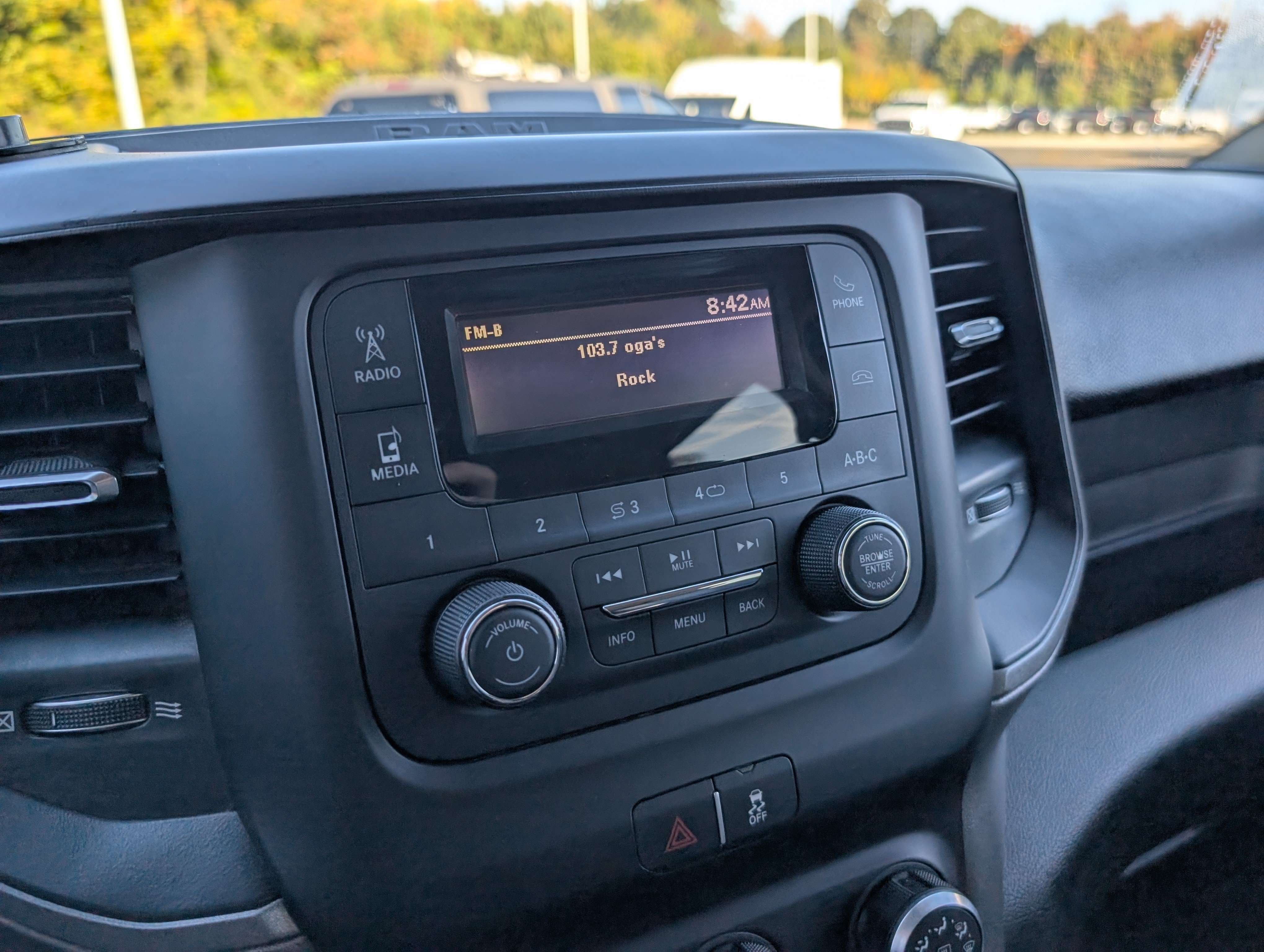 Used 2019 RAM 4500 Tradesman RWD image 17