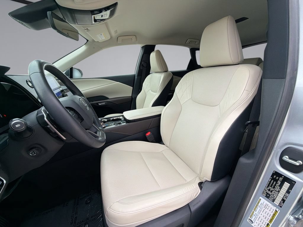 Used 2024 Lexus RX 350 FWD w/ Technology Package image 30