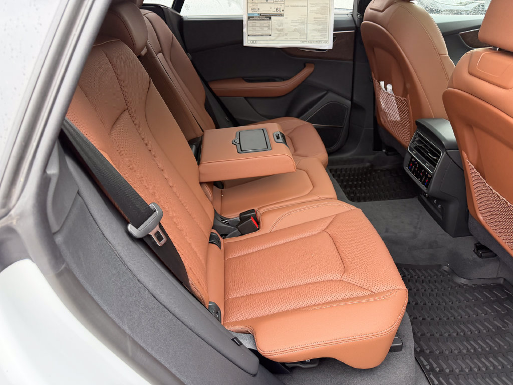 New 2027 Audi Q8 Premium Plus AWD/4WD image 11