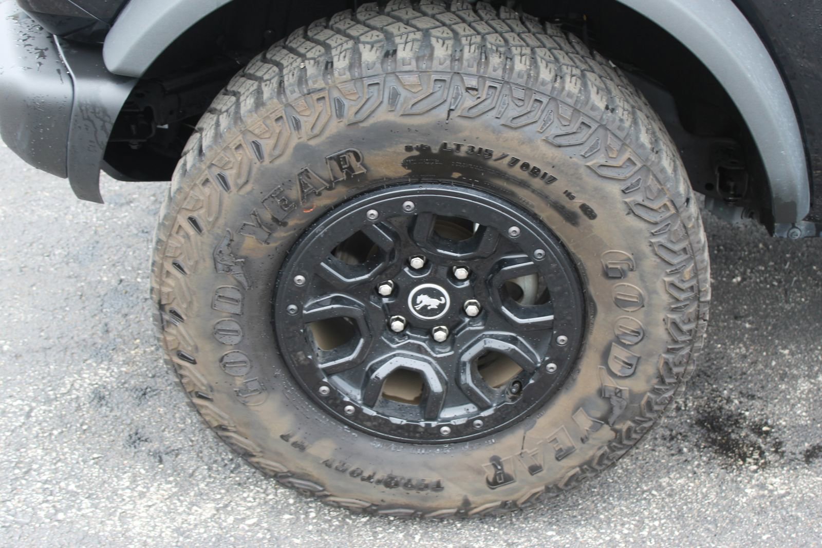 Used 2023 Ford Bronco Wildtrak AWD/4WD image 2