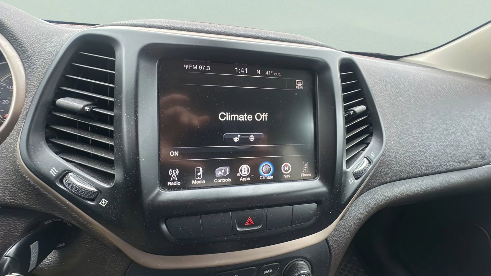 Used 2014 Jeep Cherokee Trailhawk w/ Leather Interior Group AWD/4WD image 23