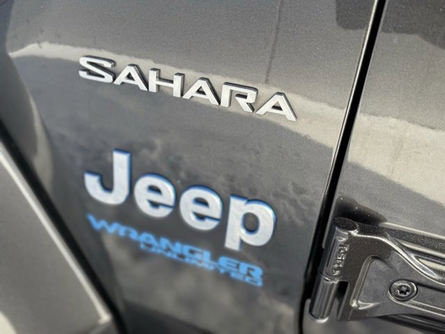 Used 2021 Jeep Wrangler Unlimited Sahara image 40