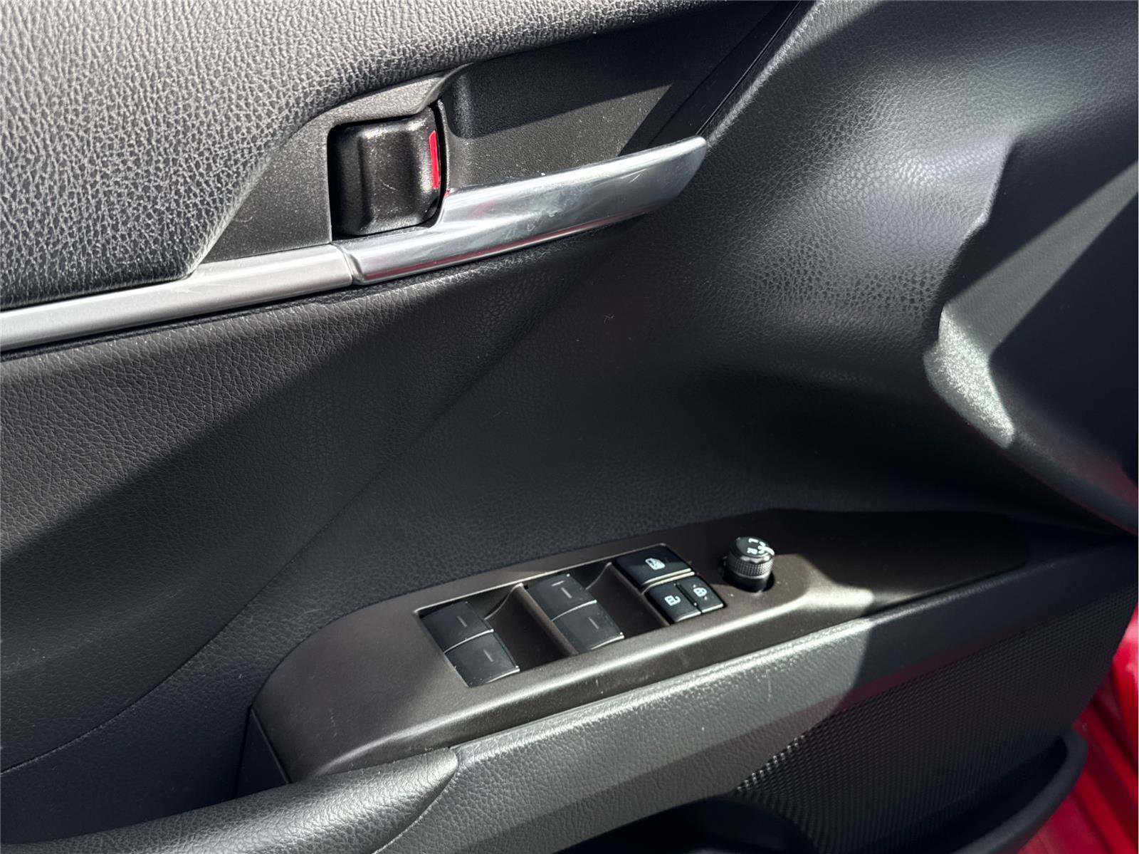 Used 2022 Toyota Camry SE w/ Audio Upgrade Package image 13