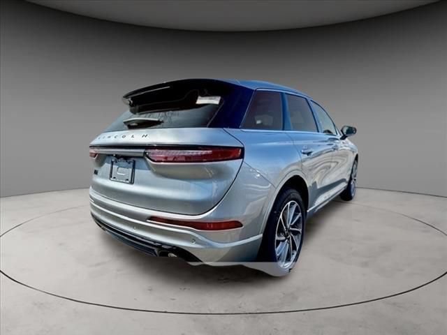 New 2024 Lincoln Corsair Grand Touring w/ Rear Removable Package Tray AWD/4WD image 6