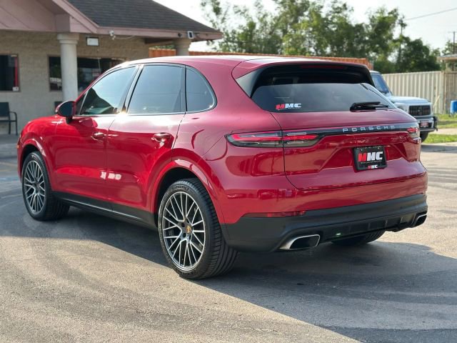 Used 2021 Porsche Cayenne image 6