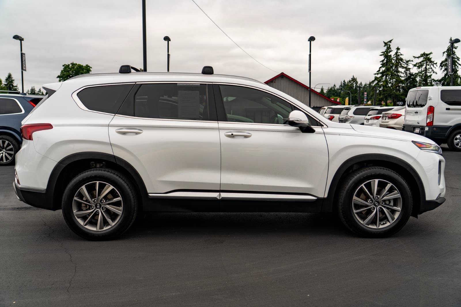 Used 2020 Hyundai Santa Fe SEL w/ Convenience + Premium Package AWD/4WD image 9