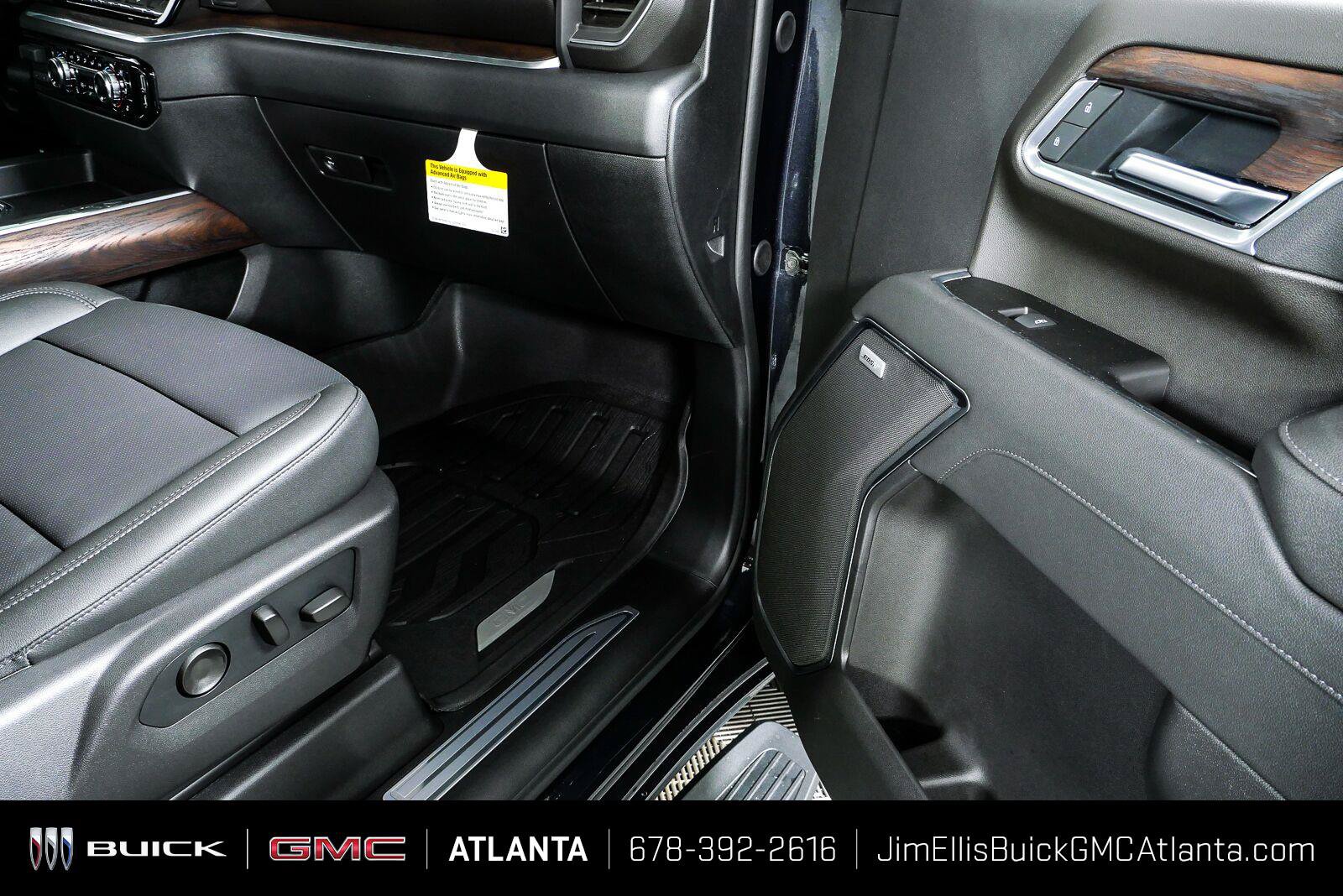 New 2026 GMC Sierra 2500 SLT w/ SLT Premium Package AWD/4WD image 25