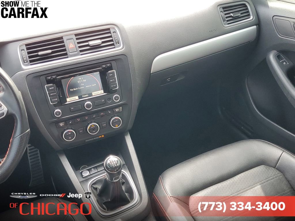 Used 2013 Volkswagen Jetta GLI Autobahn FWD image 13