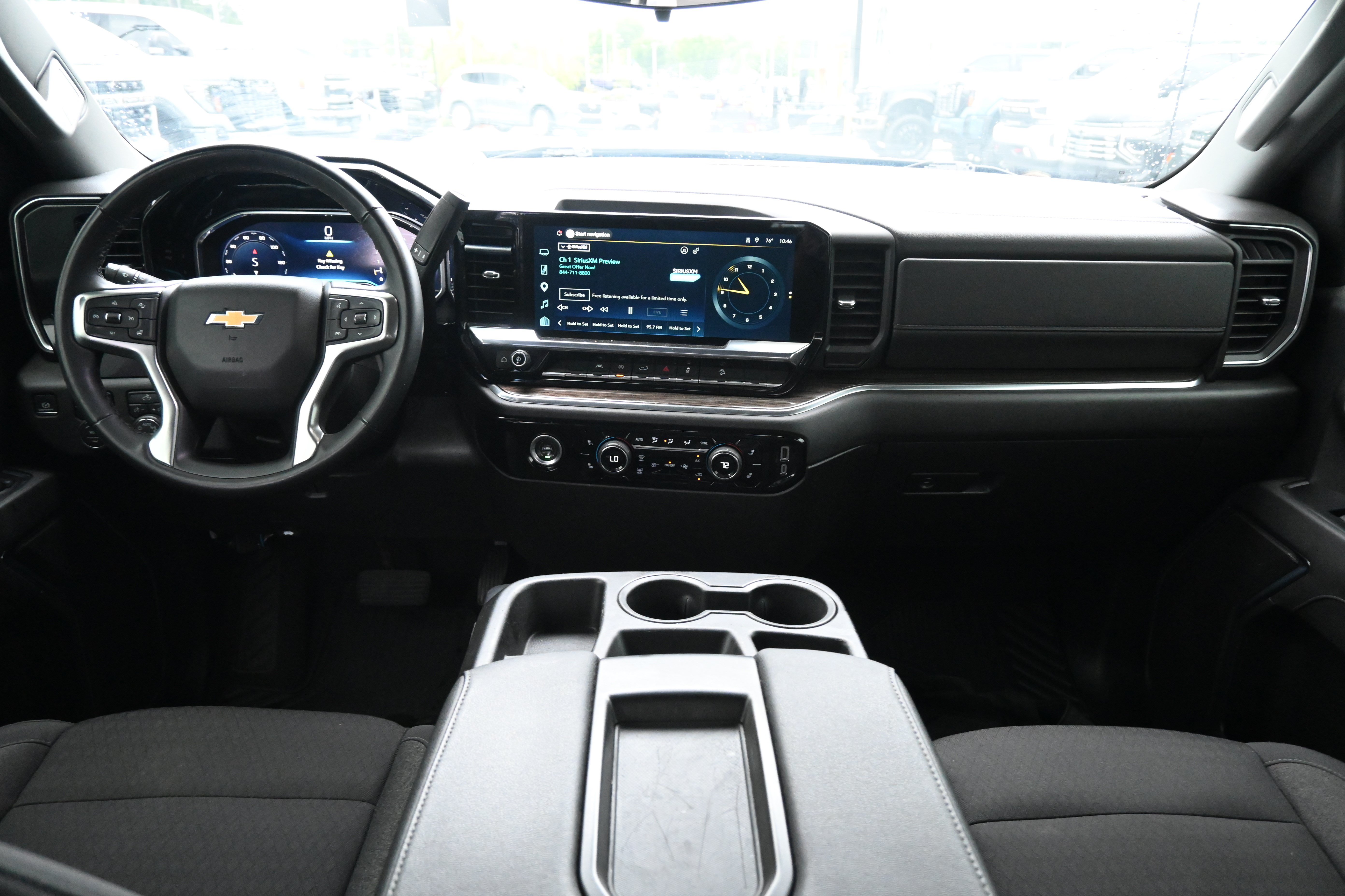 Used 2024 Chevrolet Silverado 1500 LT w/ Z71 Off-Road Package AWD/4WD image 28
