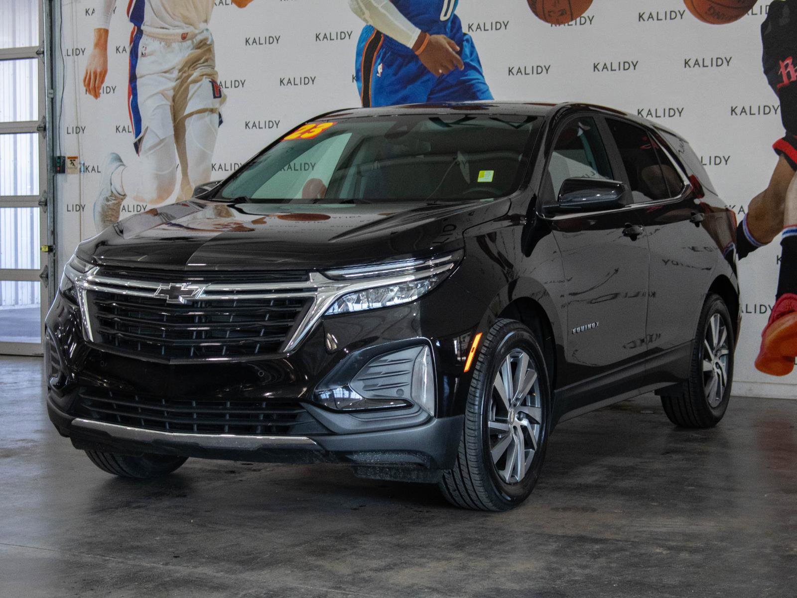 Used 2023 Chevrolet Equinox LT image 20