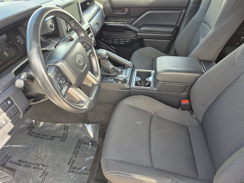 Used 2025 Toyota 4Runner SR5 AWD/4WD image 10