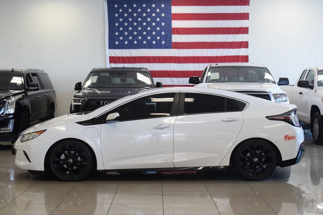 Used 2018 Chevrolet Volt LT FWD image 4