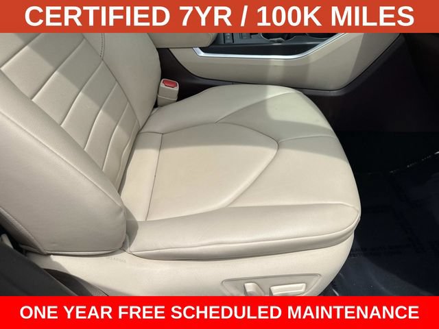 Used 2021 Toyota Highlander XLE AWD/4WD image 10