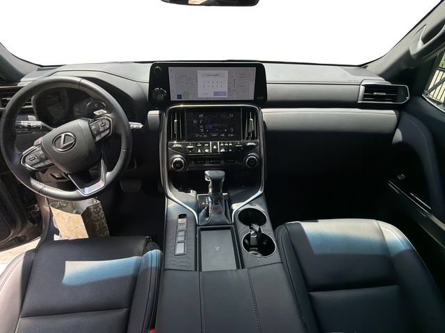 Used 2023 Lexus LX 600 4WD w/ Interior Upgrade Package image 15