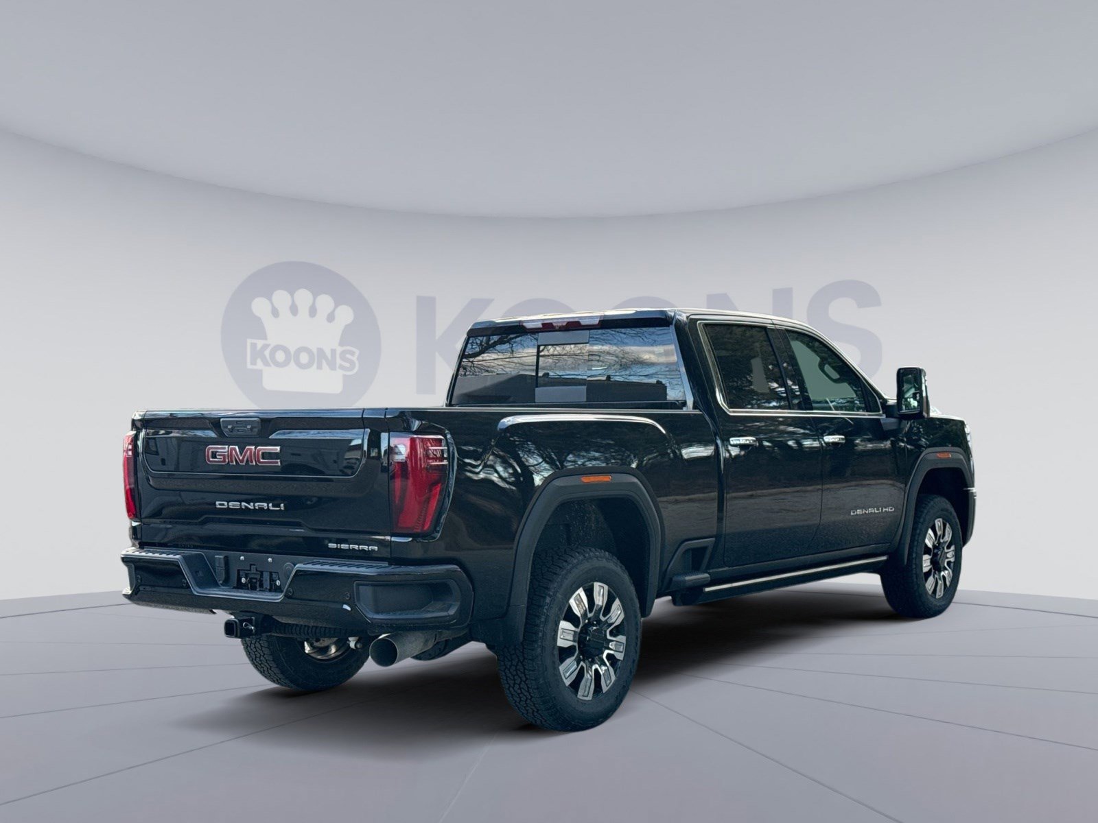New 2026 GMC Sierra 3500 Denali w/ Denali Reserve Package image 7
