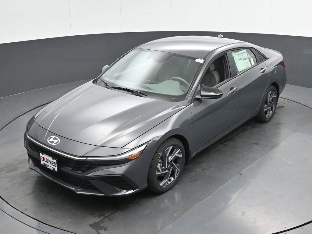 New 2025 Hyundai Elantra Sport image 41