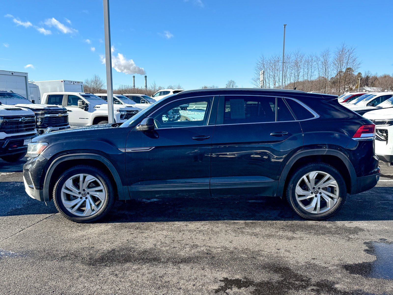 Used 2021 Volkswagen Atlas Cross Sport SEL image 4