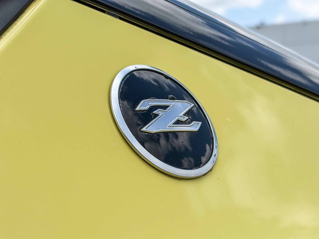 Used 2023 Nissan Z w/ Floor Mat Package (L93) RWD image 12
