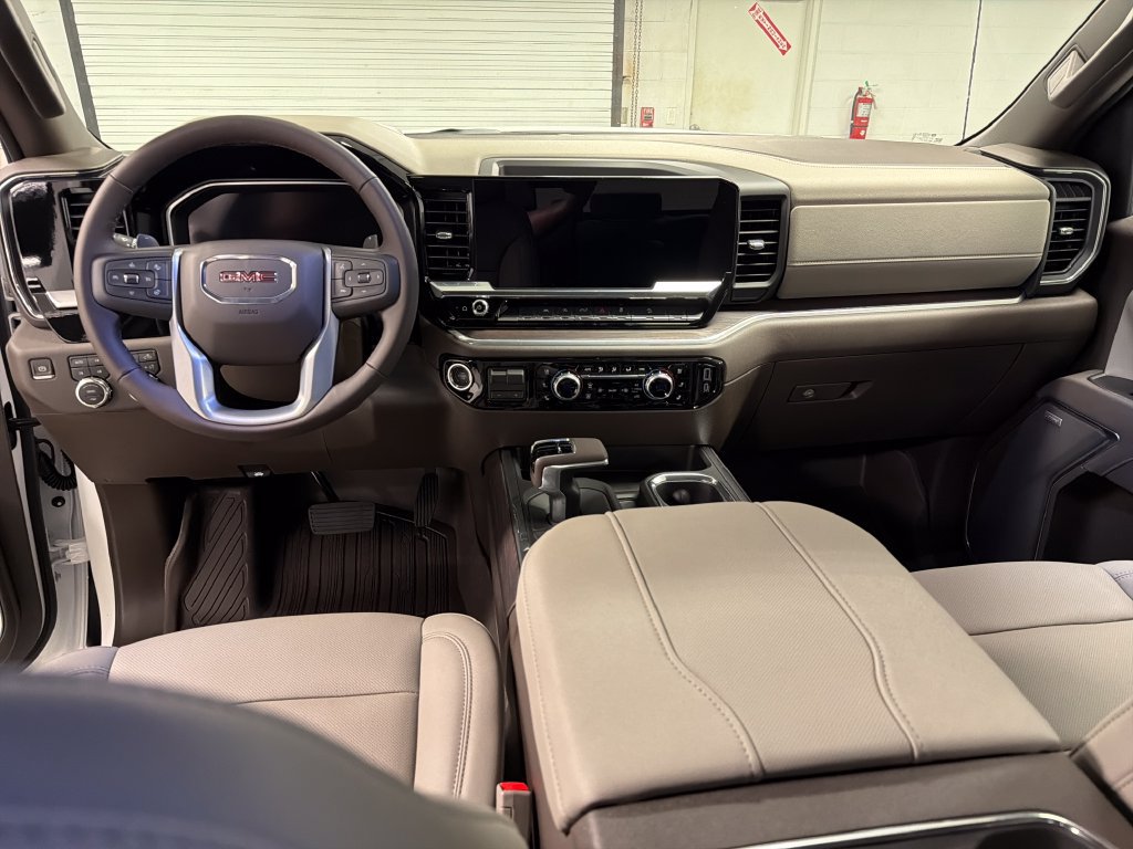 New 2026 GMC Sierra 1500 SLT AWD/4WD image 30