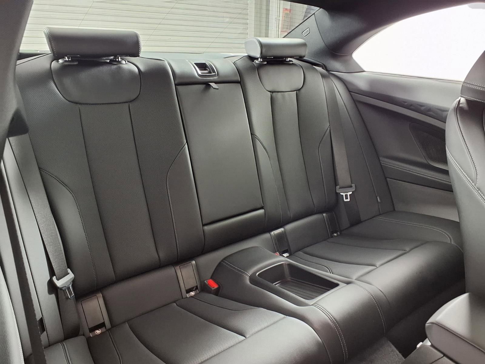 Used 2024 BMW M240i Coupe w/ Premium Package RWD image 10