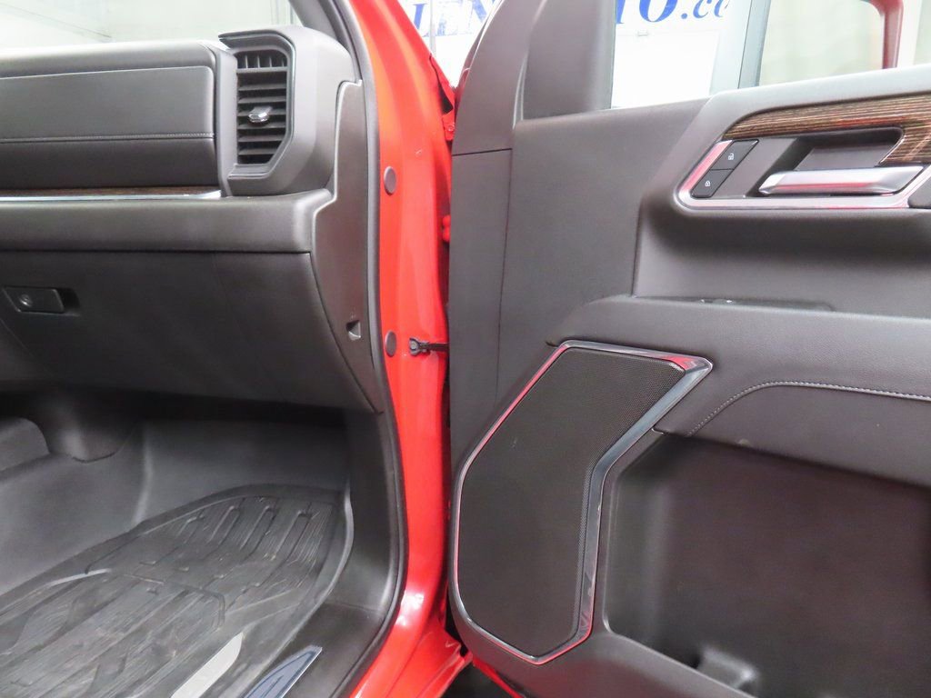 Used 2024 GMC Sierra 2500 SLE image 24