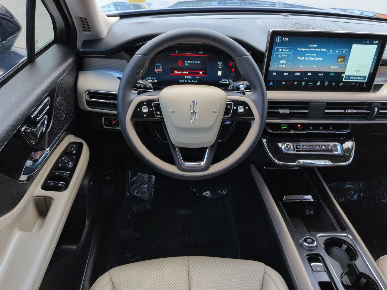 Used 2026 Lincoln Corsair Premiere FWD image 16
