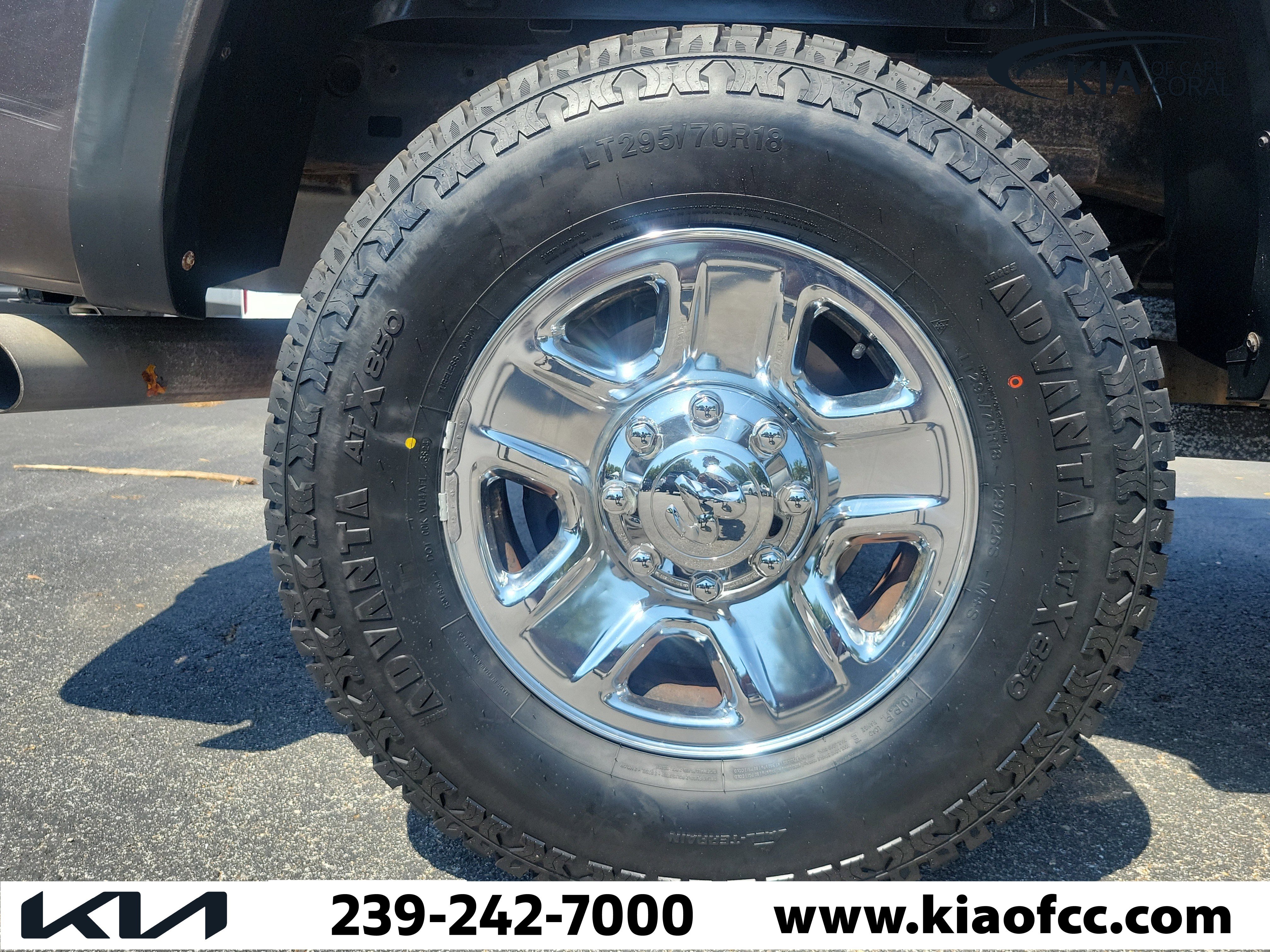 Used 2018 RAM 2500 Tradesman w/ Chrome Appearance Group AWD/4WD image 9