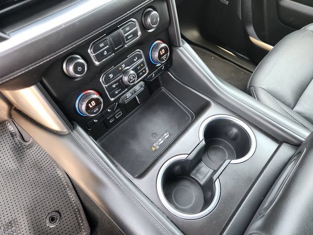 Used 2021 Chevrolet Tahoe LT w/ Luxury Package RWD image 19