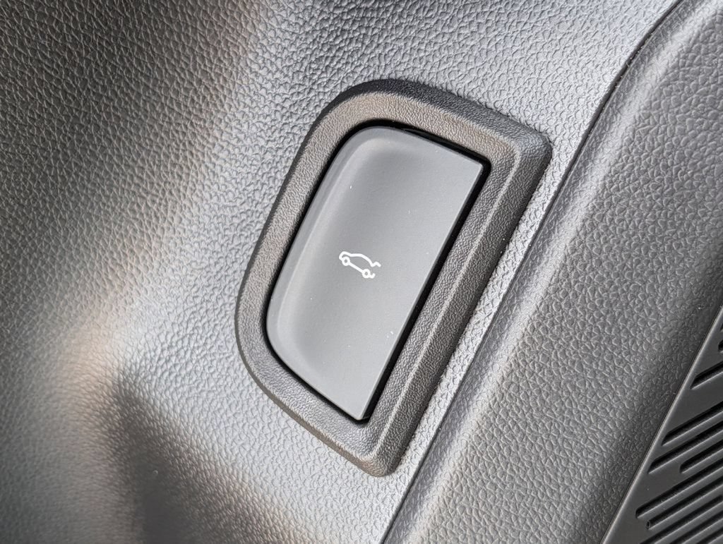 New 2026 GMC Terrain Elevation w/ Elevation Premium Package AWD/4WD image 45