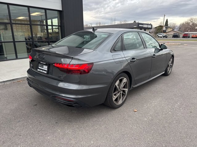 Used 2022 Audi A4 2.0T Premium Plus w/ Premium Plus Package image 6