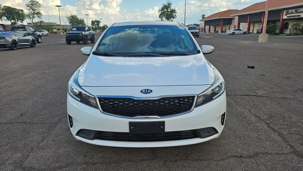 Used 2017 Kia Forte LX w/ LX Popular Package FWD image 3