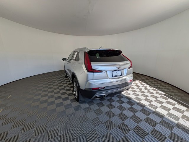 Certified 2022 Cadillac XT4 Premium Luxury w/ Enhanced Visibility Package image 14