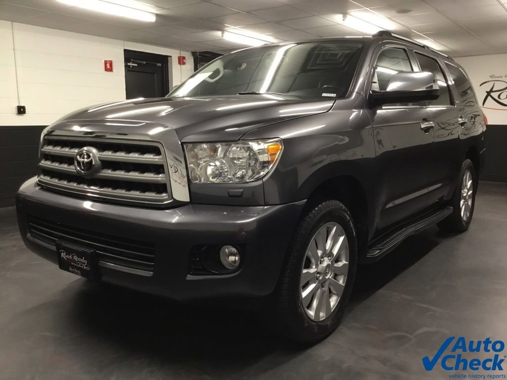 Used 2016 Toyota Sequoia Limited w/ Safety & Convenience Package image 5