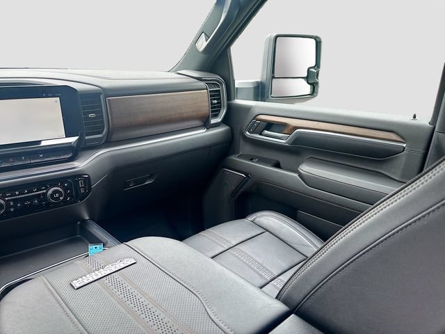 Used 2024 Chevrolet Silverado 2500 High Country AWD/4WD image 24