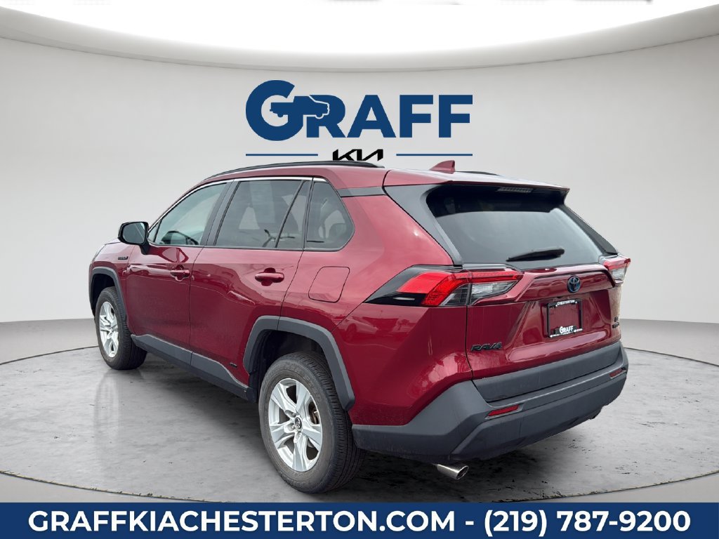 Used 2021 Toyota RAV4 LE AWD/4WD image 5