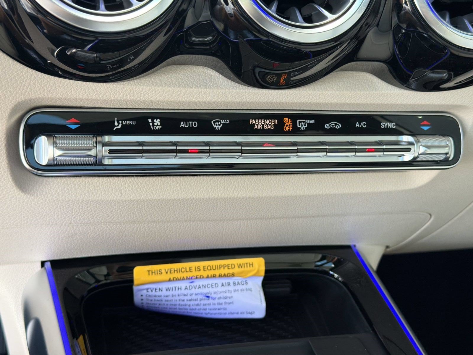 Used 2026 Mercedes-Benz GLB 250 image 15