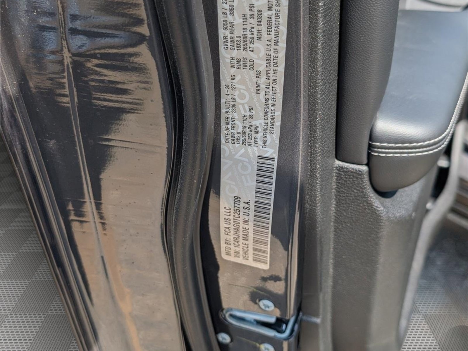 New 2026 Jeep Grand Cherokee Laredo AWD/4WD image 11