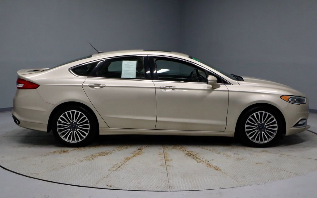 Used 2018 Ford Fusion Titanium image 14