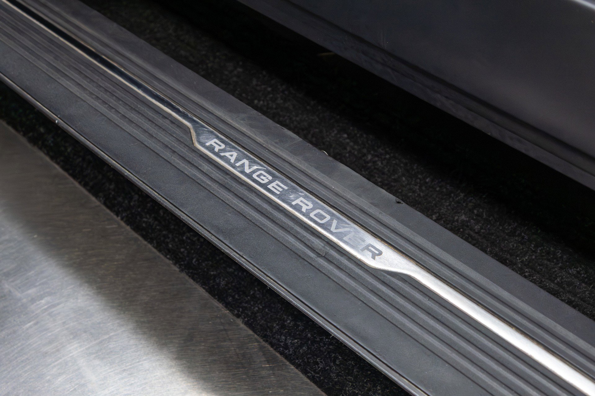 Used 2022 Land Rover Range Rover Autobiography image 46