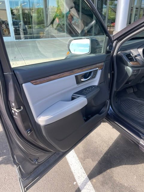 Used 2019 Honda CR-V Touring image 7