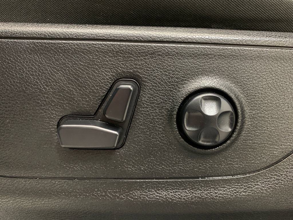 Used 2019 RAM 1500 Big Horn AWD/4WD image 5