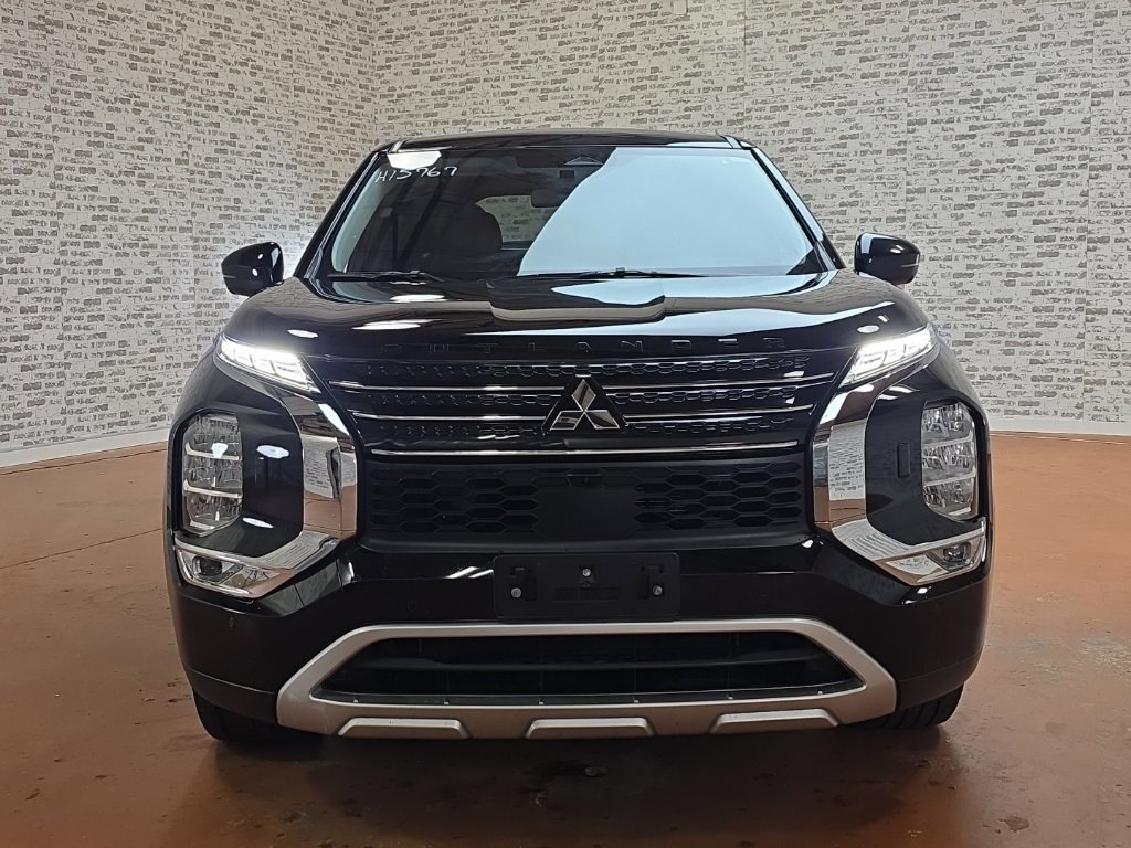 Used 2024 Mitsubishi Outlander SEL image 4