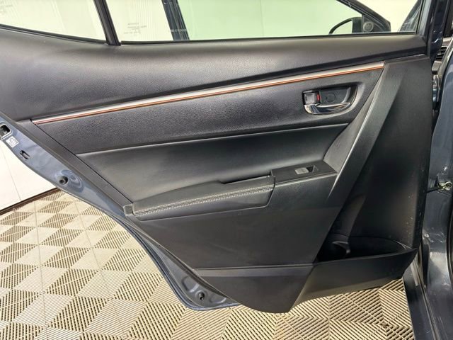 Used 2015 Toyota Corolla S image 20