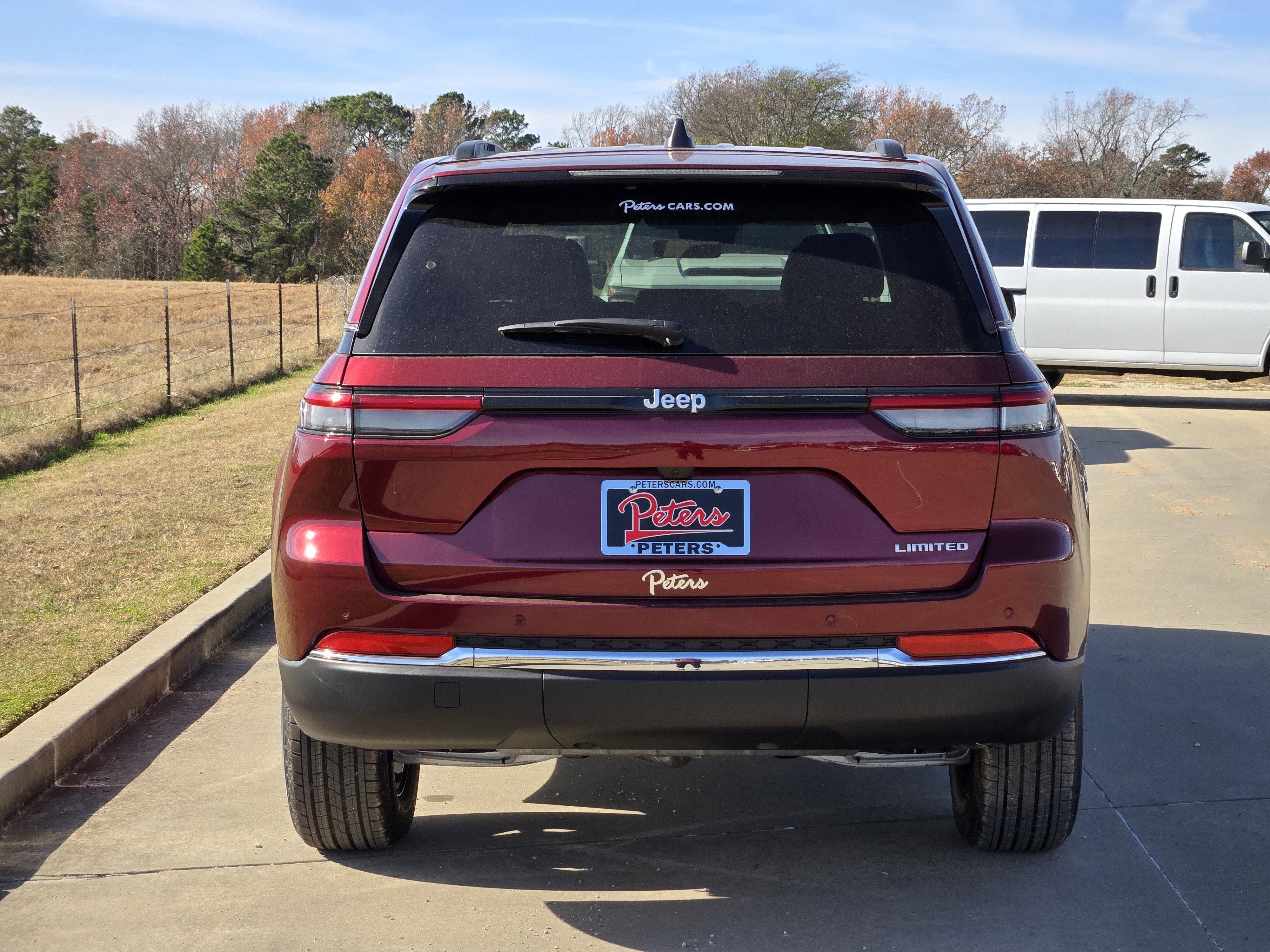New 2025 Jeep Grand Cherokee Limited w/ Trailer Tow Package RWD image 4