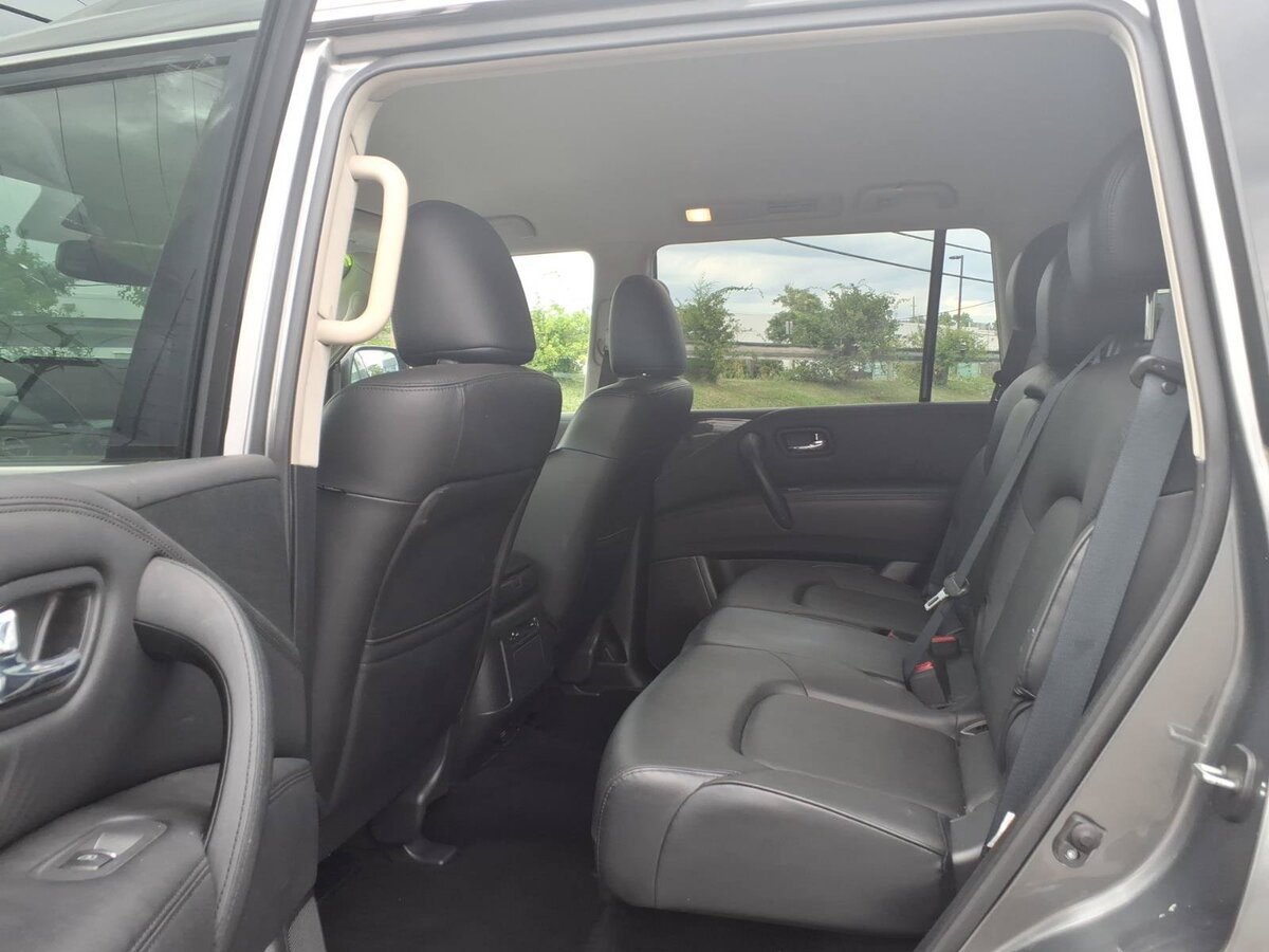 Used 2023 Nissan Armada SV w/ Cargo Package AWD/4WD image 17