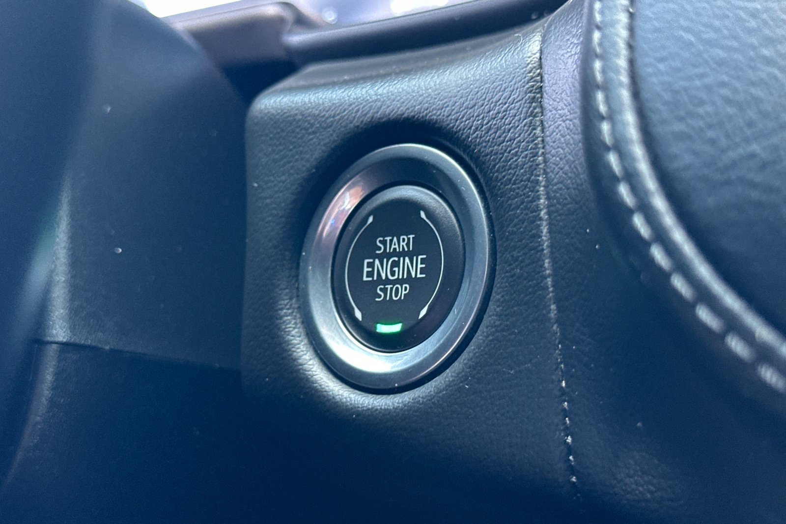 Used 2024 Chevrolet Tahoe LT AWD/4WD image 24