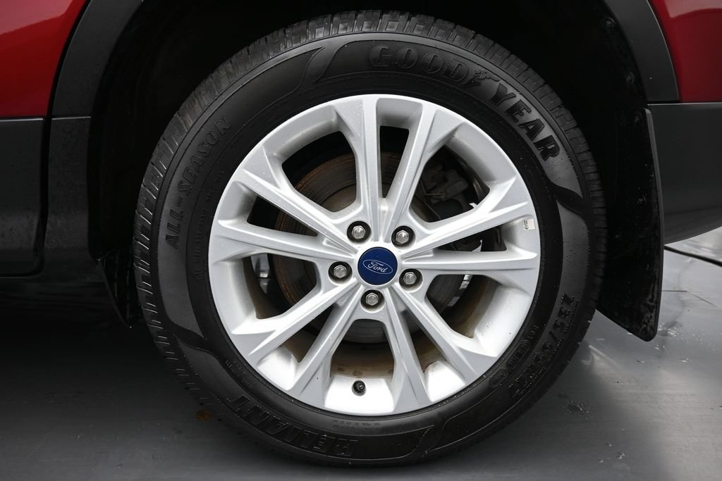 Used 2018 Ford Escape SEL FWD image 25