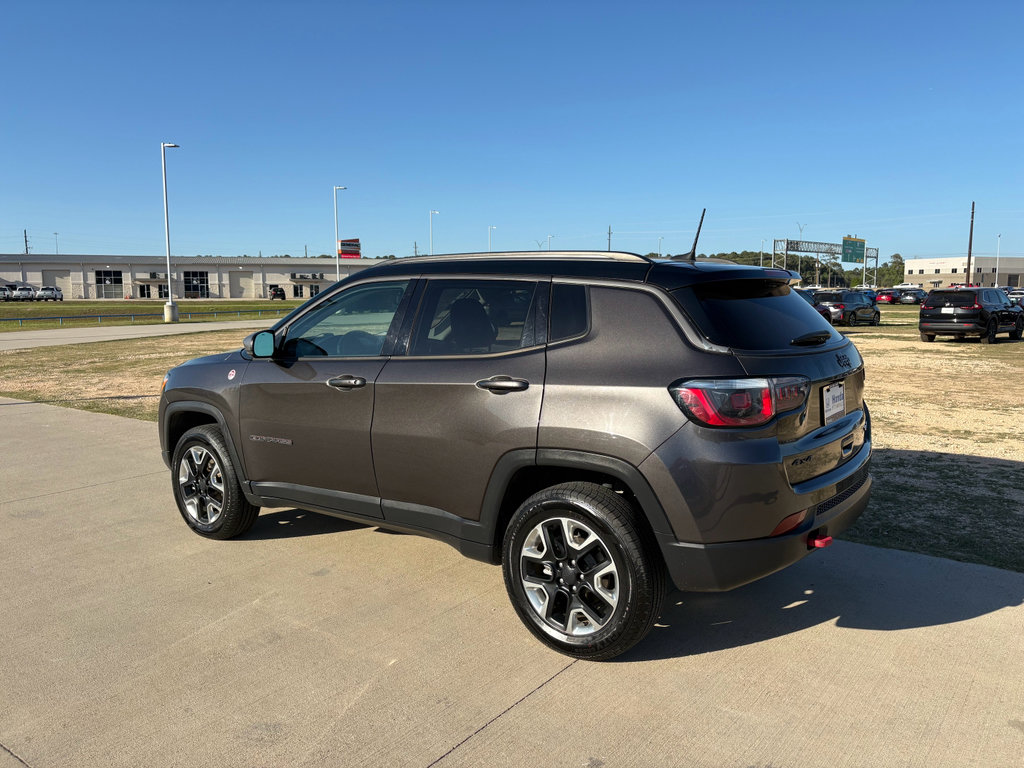 Used 2018 Jeep Compass Trailhawk w/ Leather Interior Group AWD/4WD image 7