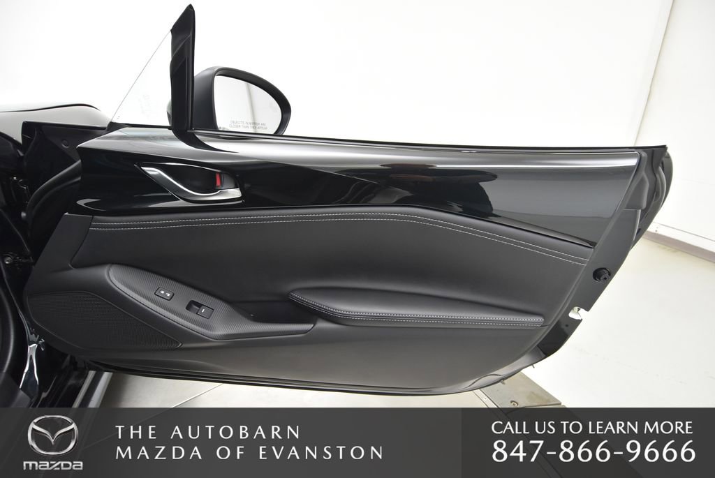 New 2025 MAZDA MX-5 Miata RF Grand Touring w/ Appearance Package image 39