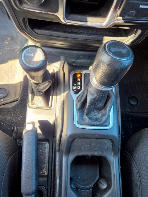 Used 2023 Jeep Wrangler Sport AWD/4WD image 10